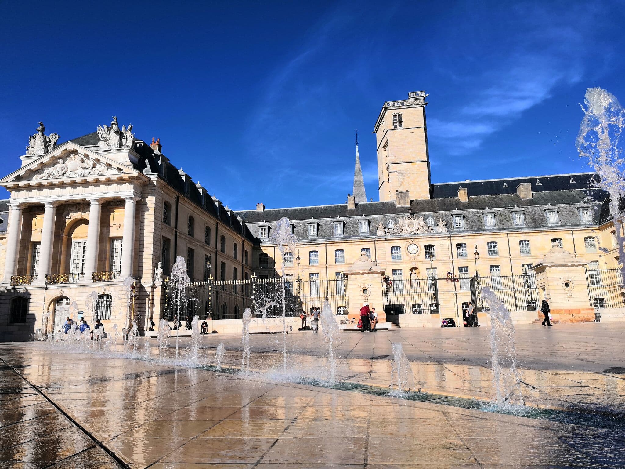 4 Reasons Why Dijon is Better Than Reims